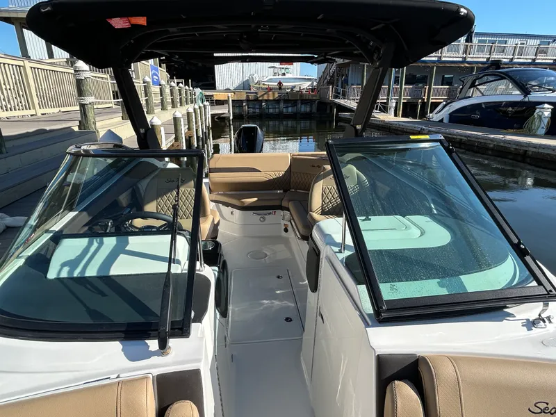 Slide: The Image of Sea Ray SLX 260 Outboard 2026 - 26