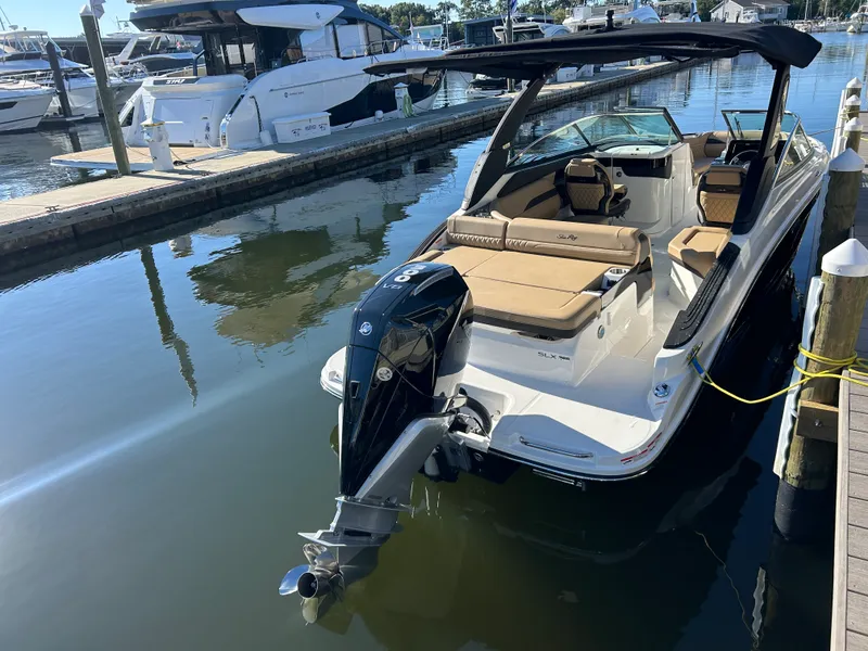 Slide: The Image of Sea Ray SLX 260 Outboard 2026 - 6
