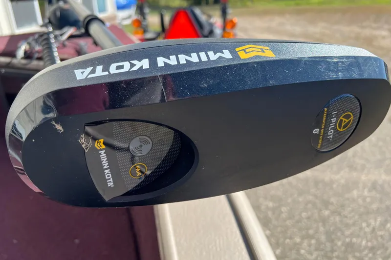 Slide: The Image of Minn Kota i-Pilot trolling motor on 1996 Lund 1800 Pro-V SE boat. - 8