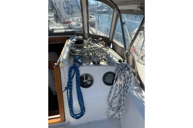 Slide: The Image of Cockpit of 1989 Sabre 30 MKIII sailboat with ropes and winch. - 15