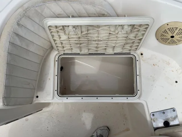 Slide: The Image of Key West 186 Dual Console 2006 - 19