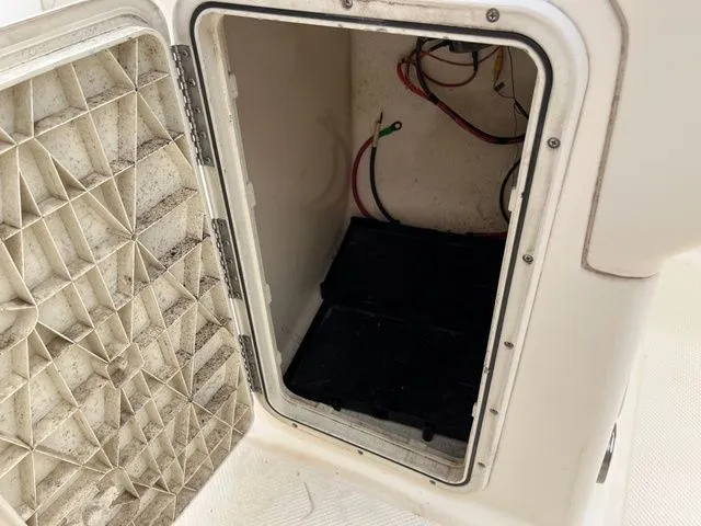 Slide: The Image of Key West 186 Dual Console 2006 - 21