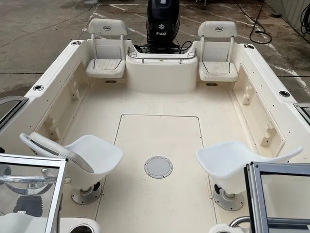 Slide: The Image of Key West 186 Dual Console 2006 - 24