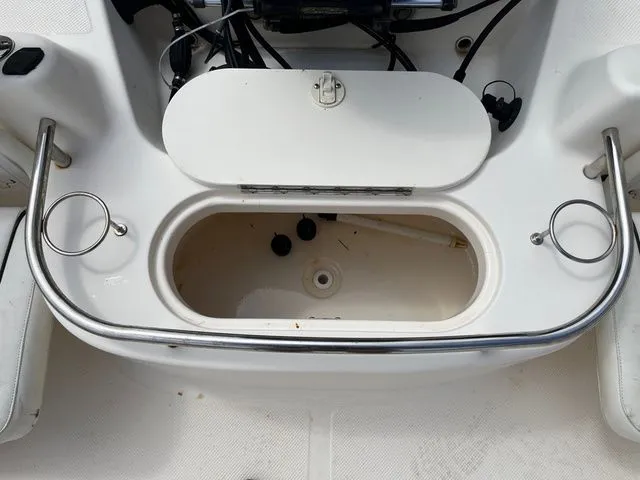 Slide: The Image of Key West 186 Dual Console 2006 - 7