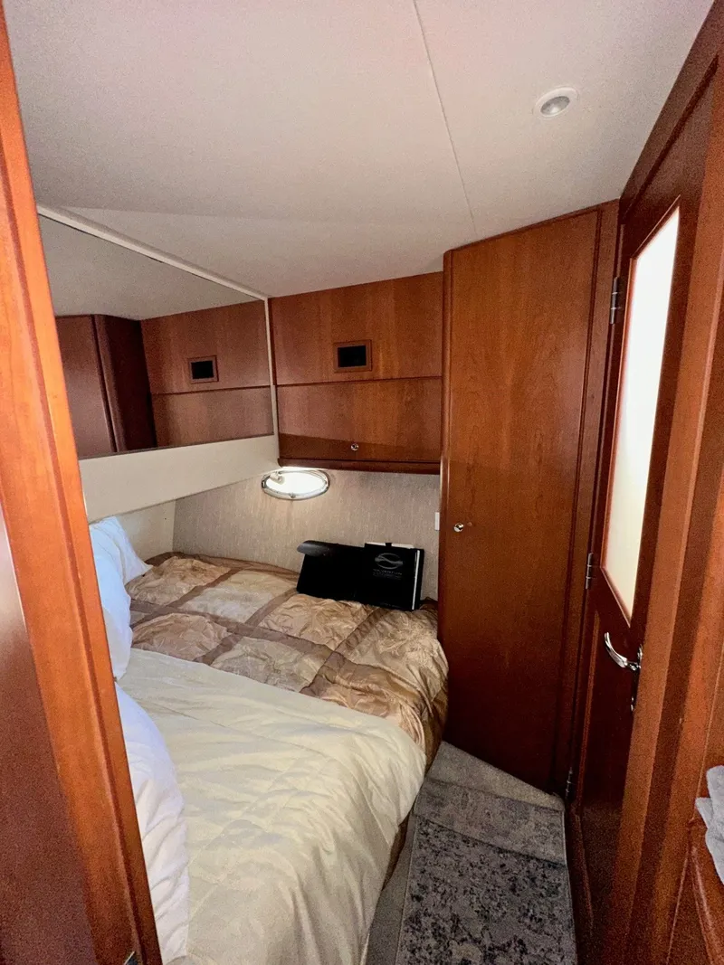 Slide: The Image of Silverton 38 Convertible 2004 - 59