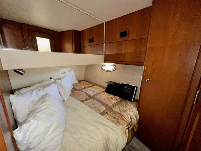 Slide: The Image of Silverton 38 Convertible 2004 - 60