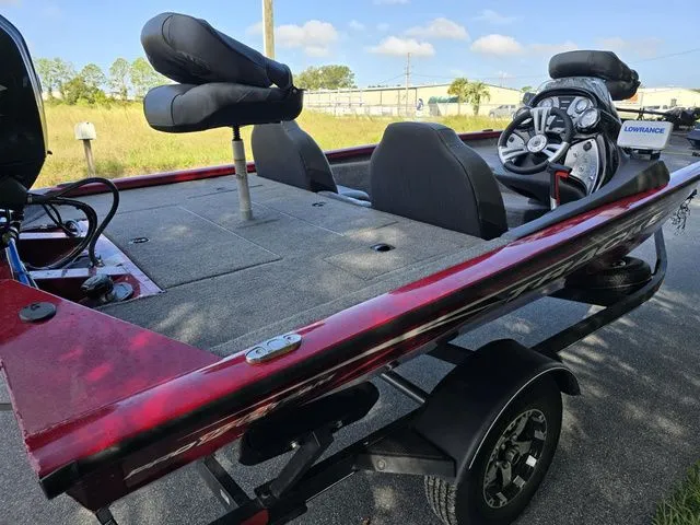 Slide: The Image of Tracker Pro Team 175 TXW 2021 - 12