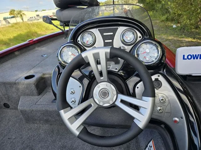 Slide: The Image of Tracker Pro Team 175 TXW 2021 - 14