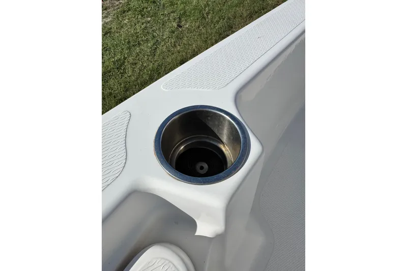 Slide: The Image of 2016 Blue Wave 2200 STL RISER boat cup holder detail. - 37