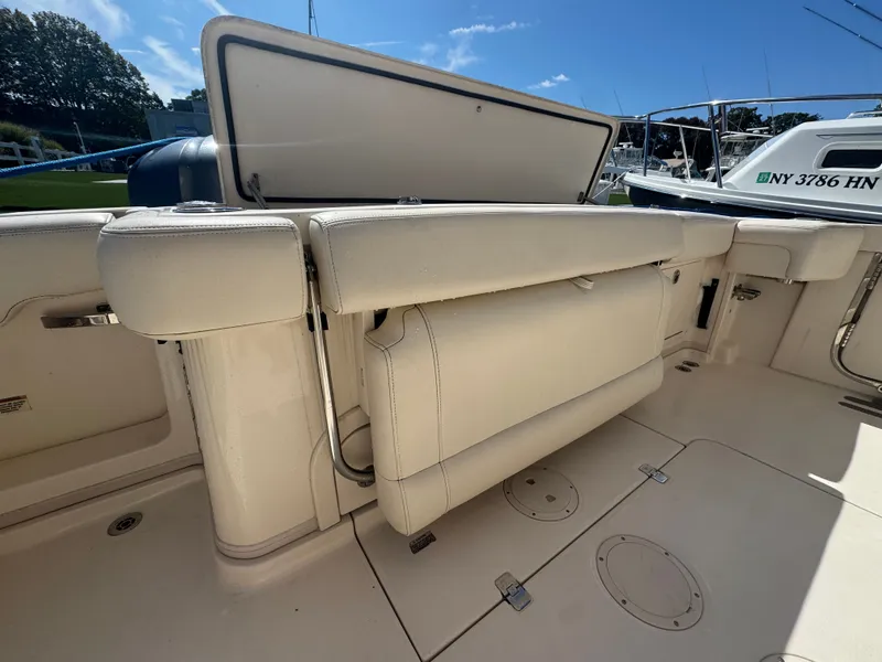 Slide: The Image of Grady-White Express 330 2018 - 10