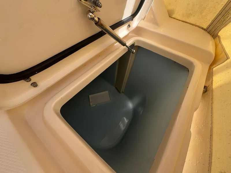 Slide: The Image of Grady-White Express 330 2018 - 13