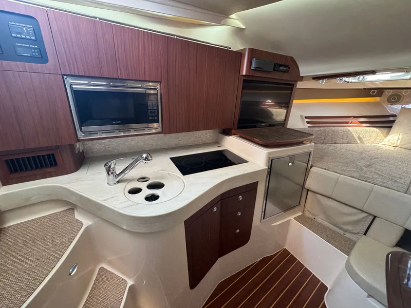 Slide: The Image of Grady-White Express 330 2018 - 22