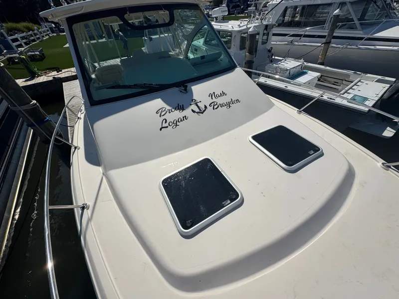 Slide: The Image of Grady-White Express 330 2018 - 5