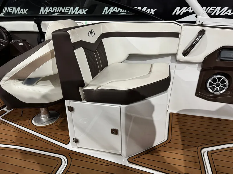 Slide: The Image of Monterey 258SS Super Sport 2018 - 15