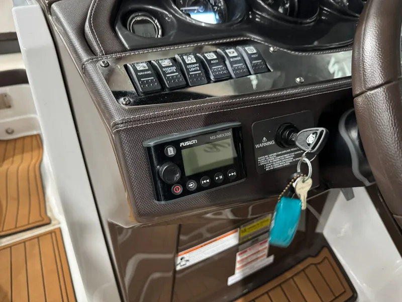 Slide: The Image of Monterey 258SS Super Sport 2018 - 34