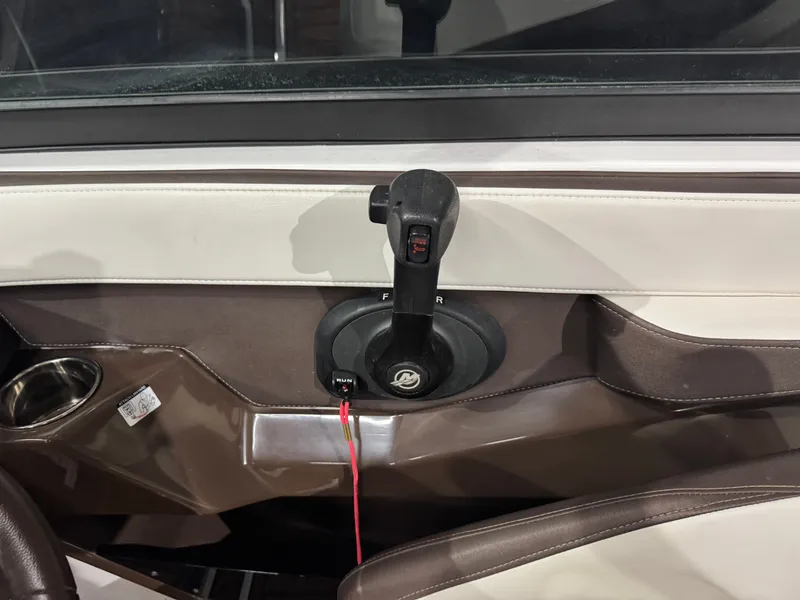 Slide: The Image of Monterey 258SS Super Sport 2018 - 38