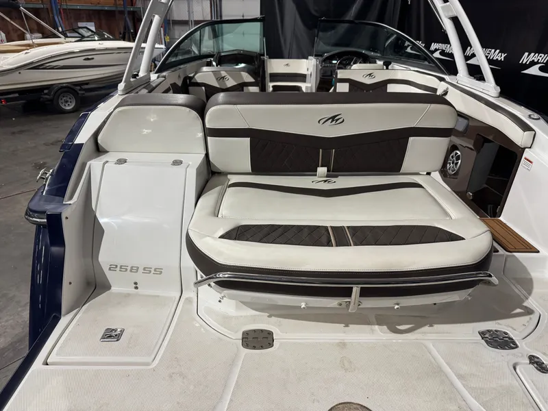 Slide: The Image of Monterey 258SS Super Sport 2018 - 6