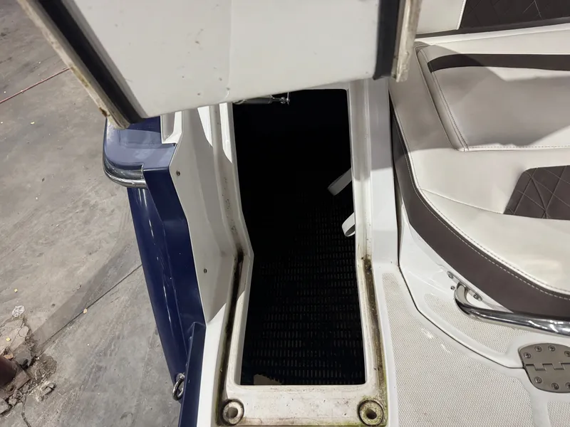 Slide: The Image of Monterey 258SS Super Sport 2018 - 7