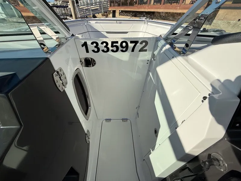 Slide: The Image of Blackfin 272 DC 2022 - 24