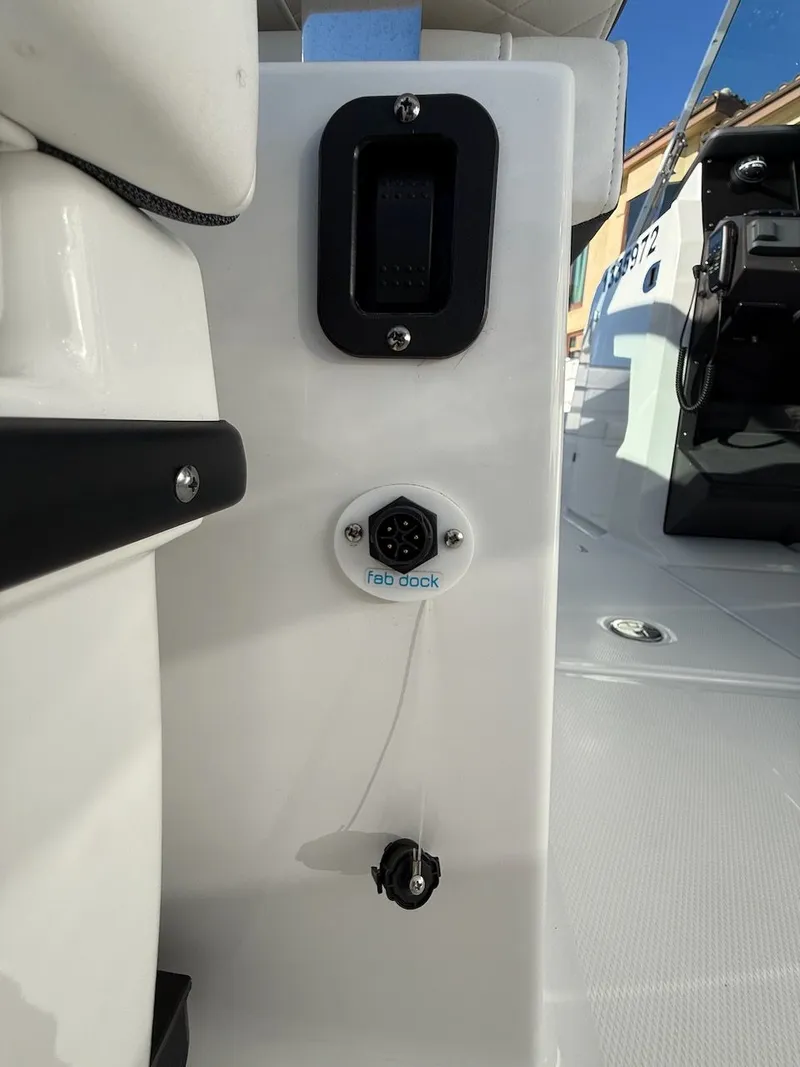 Slide: The Image of Blackfin 272 DC 2022 - 42