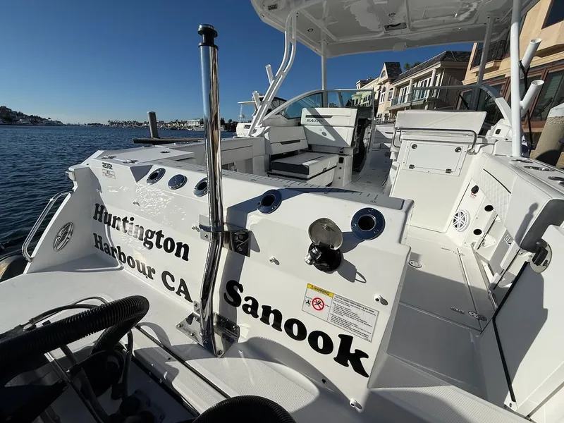 Slide: The Image of Blackfin 272 DC 2022 - 43