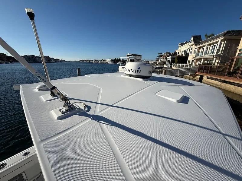 Slide: The Image of Blackfin 272 DC 2022 - 51