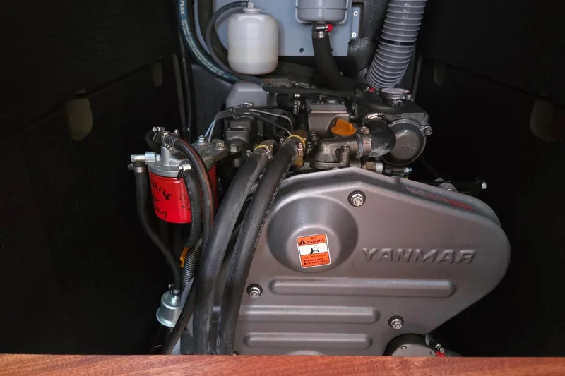 Slide: The Image of Yanmar 3JH5E 40hp Diesel Engine - 16