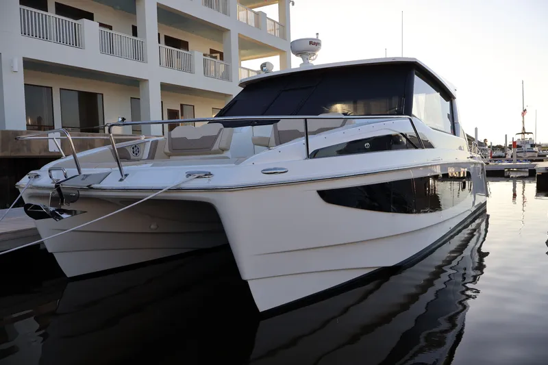 Slide: The Image of Aquila 36 Sport 2023 - 1