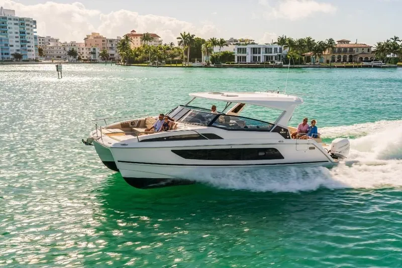 Slide: The Image of 2023-Aquila-36-Sport-MarineMax - 54