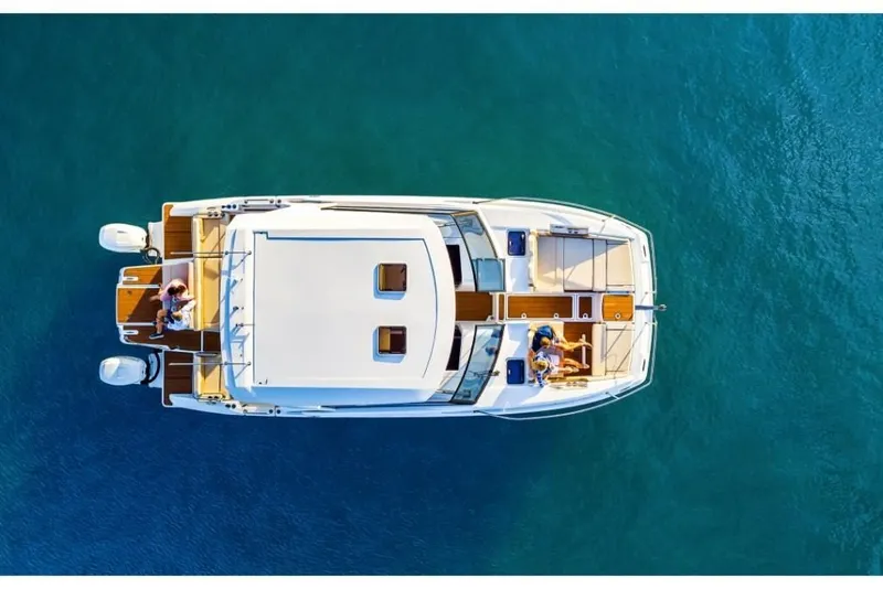 Slide: The Image of 2023-Aquila-36-Sport-MarineMax - 65