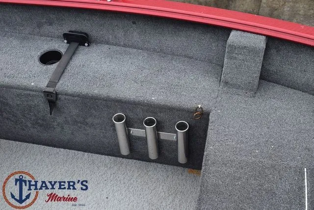 Slide: The Image of Lund 1710 Predator SS 2009 - 18