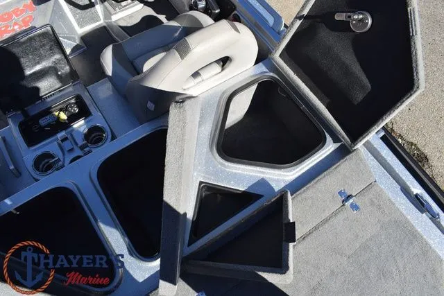 Slide: The Image of Bass Cat Caracal STS 2025 - 37