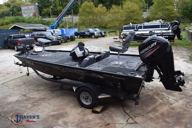 Slide: The Image of Lund 1775 Renegade 2017 - 33