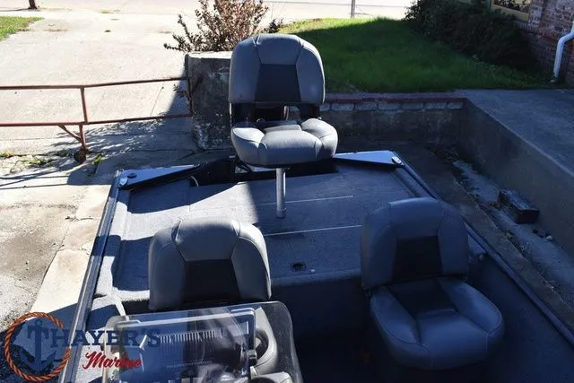 Slide: The Image of Tracker Bass Tracker Classic XL 2024 - 15