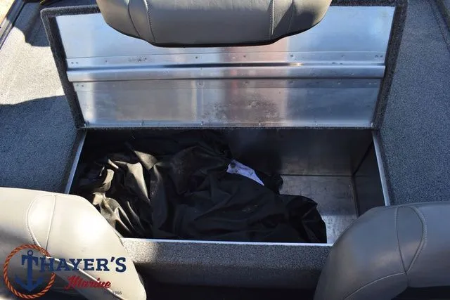 Slide: The Image of Tracker Bass Tracker Classic XL 2024 - 18