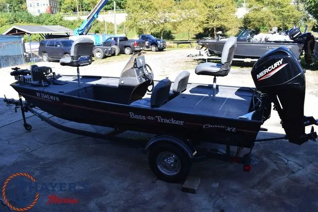 Slide: The Image of Tracker Bass Tracker Classic XL 2024 - 20