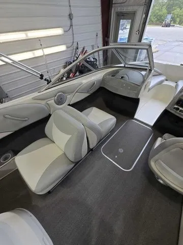 Slide: The Image of Bayliner 185 BR Sport 2011 - 8
