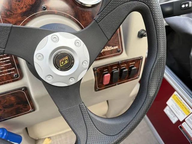 Slide: The Image of Sun Tracker Bass Buggy 16 XL Select 2023 - 18