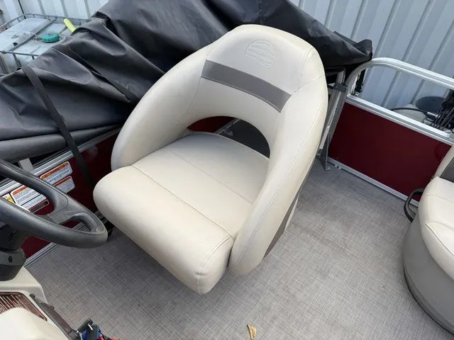 Slide: The Image of Sun Tracker Bass Buggy 16 XL Select 2023 - 19