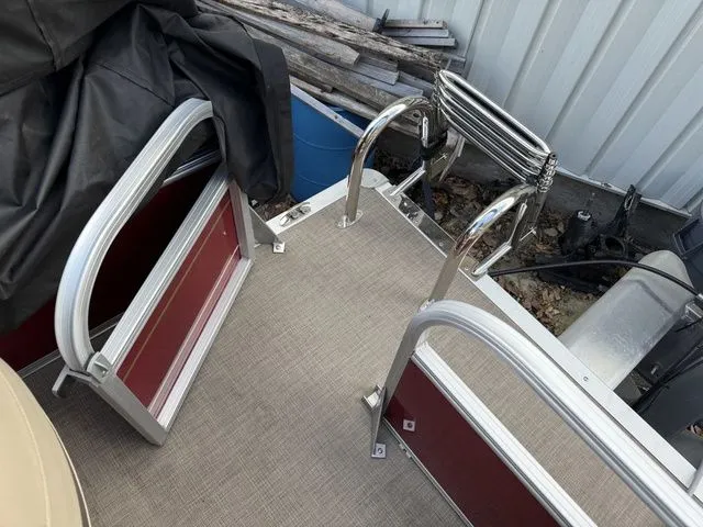 Slide: The Image of Sun Tracker Bass Buggy 16 XL Select 2023 - 21