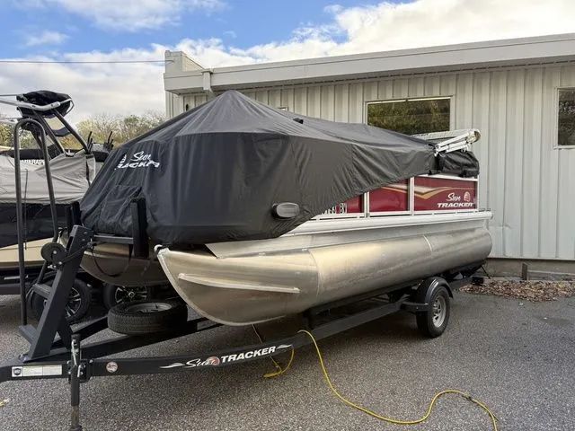 Slide: The Image of Sun Tracker Bass Buggy 16 XL Select 2023 - 23