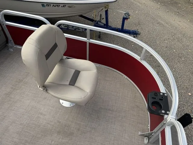 Slide: The Image of Sun Tracker Bass Buggy 16 XL Select 2023 - 6