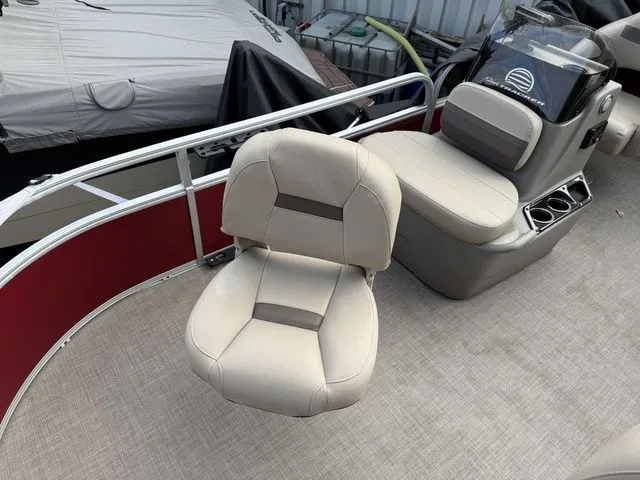 Slide: The Image of Sun Tracker Bass Buggy 16 XL Select 2023 - 7