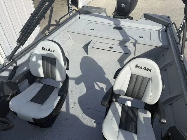 Slide: The Image of SeaArk Protege 240 2026 - 10