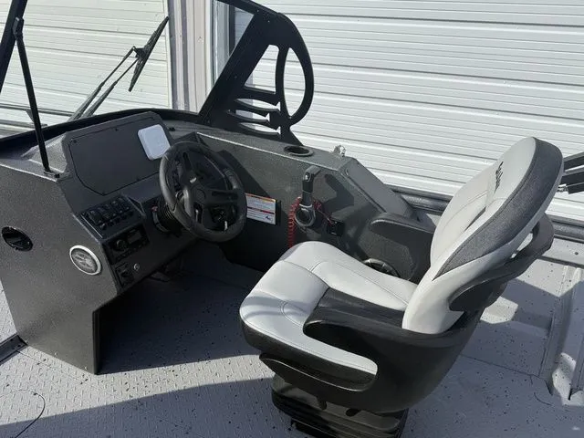 Slide: The Image of SeaArk Protege 240 2026 - 13