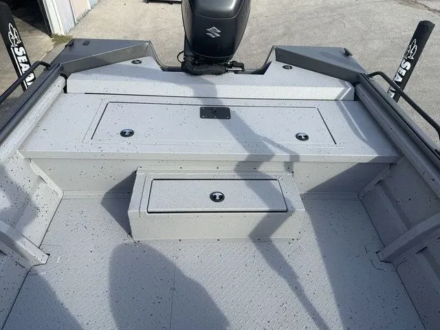 Slide: The Image of SeaArk Protege 240 2026 - 17