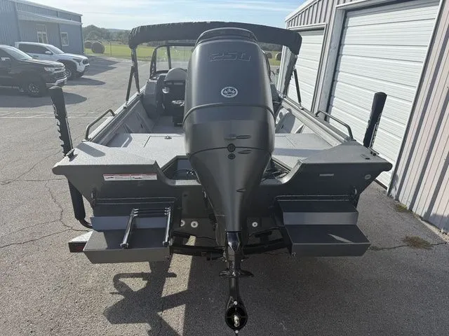 Slide: The Image of SeaArk Protege 240 2026 - 4