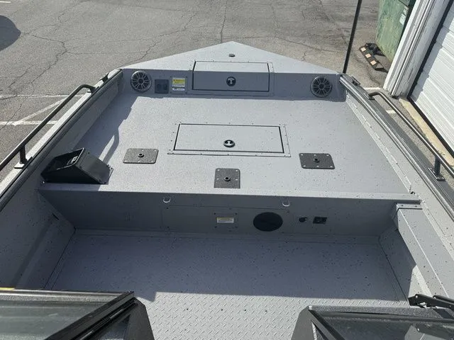 Slide: The Image of SeaArk Protege 240 2026 - 8