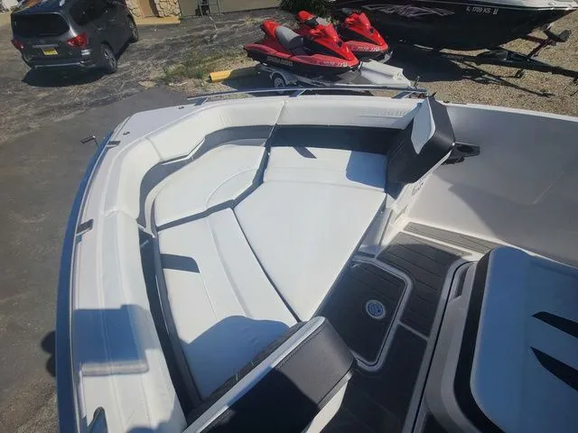 Slide: The Image of Monterey Elite 27 SD 2026 - 7