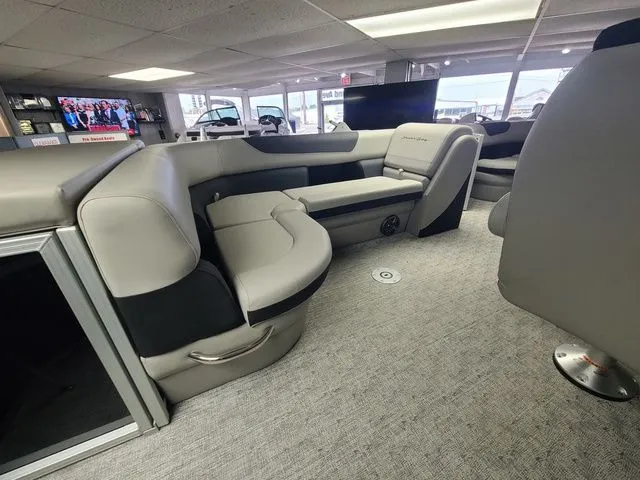 Slide: The Image of South Bay 220CR LE Cruise 2026 - 3